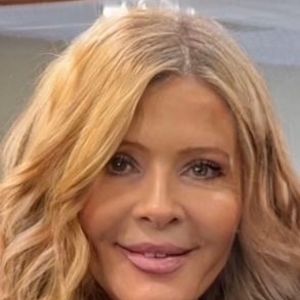 Meet your Posher, Deborah